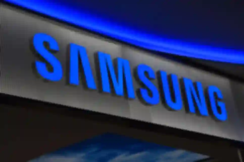 Samsung Weary on Smartphone Recovery in H2