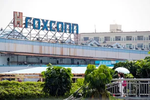 Foxconn Expects Rebound in Q2