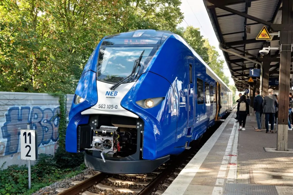 First Hydrogen Trains to Enter Passenger Service